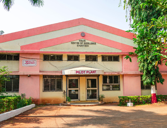 Warp Knitting Machine - Raschel